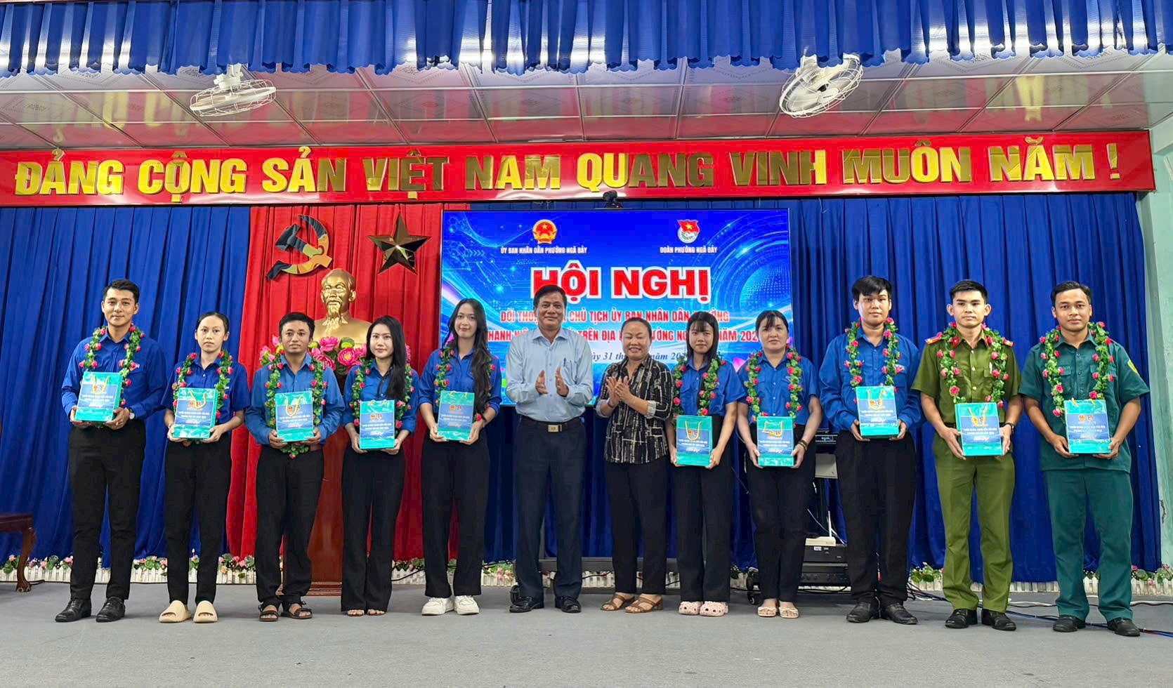 Phường Ngã Bảy đối thoại với thanh niên về chuyển đổi số và phát triển địa phương