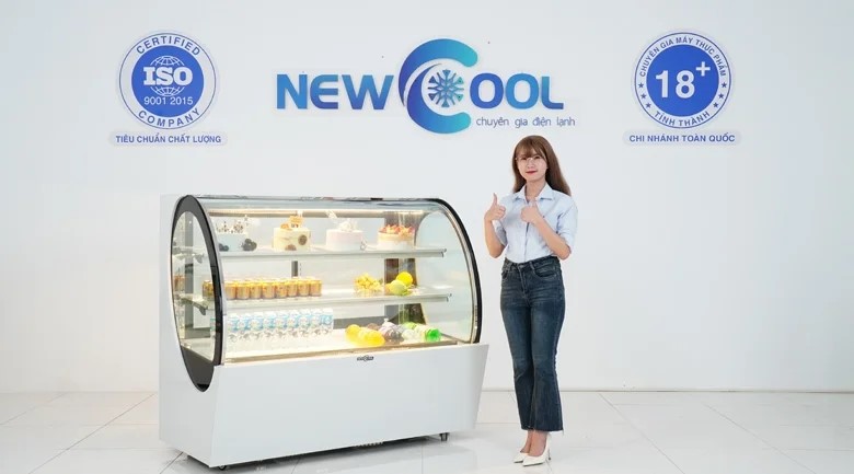 Vì sao nhiều quán cà phê và trà sữa đang mở rộng sang kinh doanh bánh ngọt?