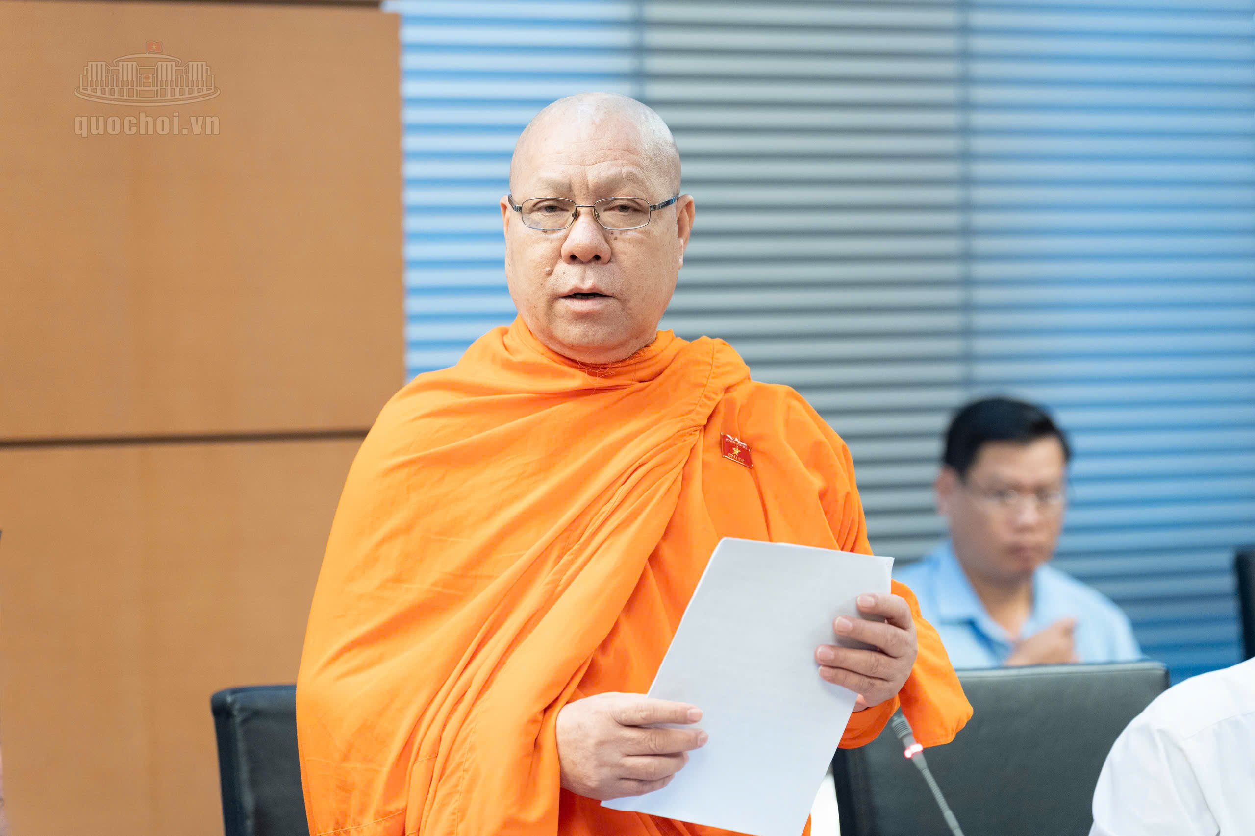 Thượng tọa Lý Minh Đức, đại biểu Quốc hội đơn vị TP Cần Thơ, góp ý dự án Luật Tài nguyên, môi trường biển và hải đảo (sửa đổi)