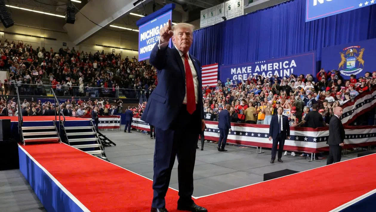 Bầu cử Mỹ: Tổng thống Trump hủy lịch vận động trực tiếp